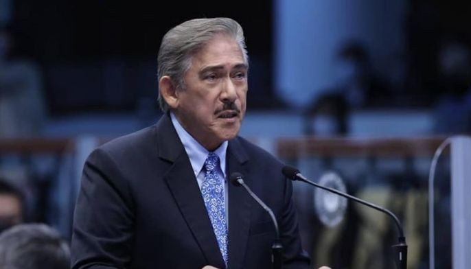 Sotto takes oath as new Senate President