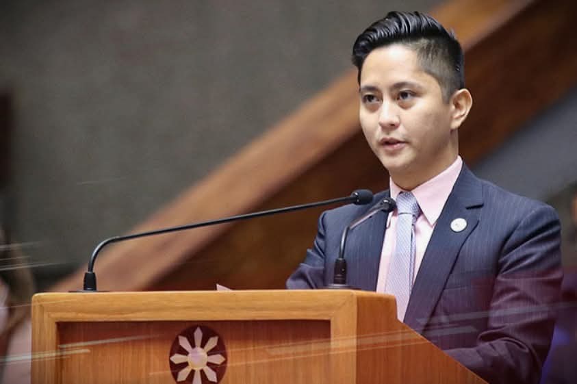 Bill Seeks to Ban Government Officials and Relatives from Entering Gov’t Contracts